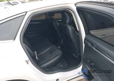 2017 Ford Fusion Titanium из США, поврежденный, VIN 3FA6P0K94HR177296